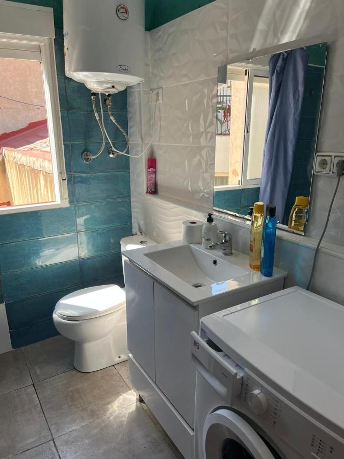 Habitacion Con Terraza En Alicante Zewnętrze zdjęcie