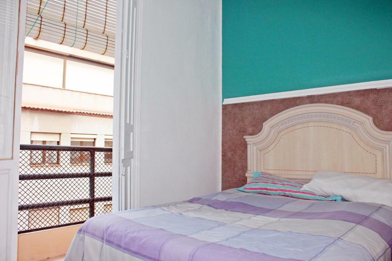 Habitacion Con Terraza En Alicante Zewnętrze zdjęcie